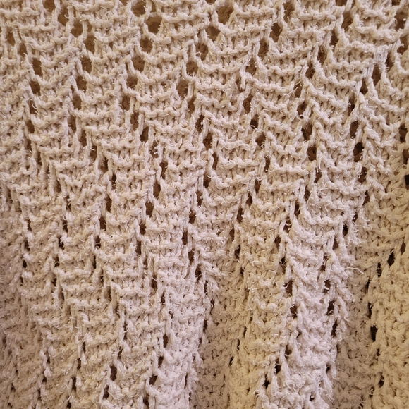 Anthropologie 90s style sweater - Picture 2 of 4